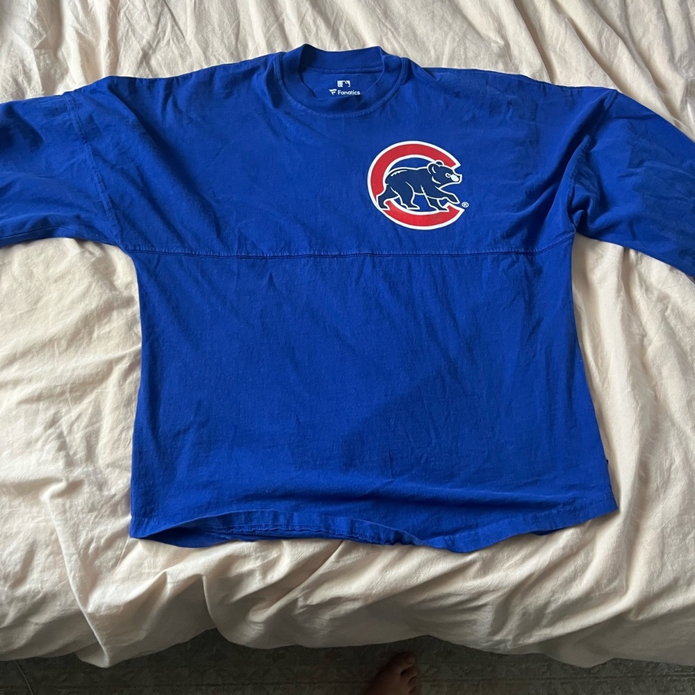 Long sleeve Chicago Cubs shirt.